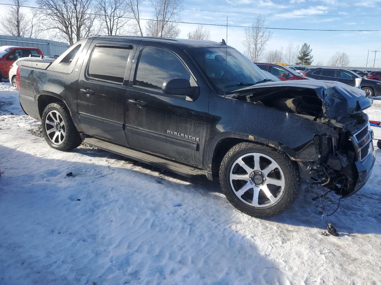 2010 Chevrolet Avalanche - Image 4