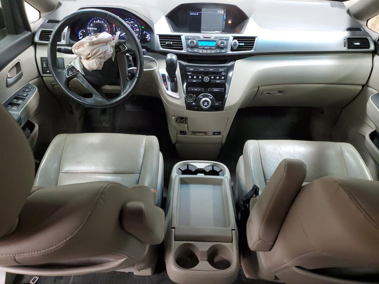 2012 Honda Odyssey - Image 8