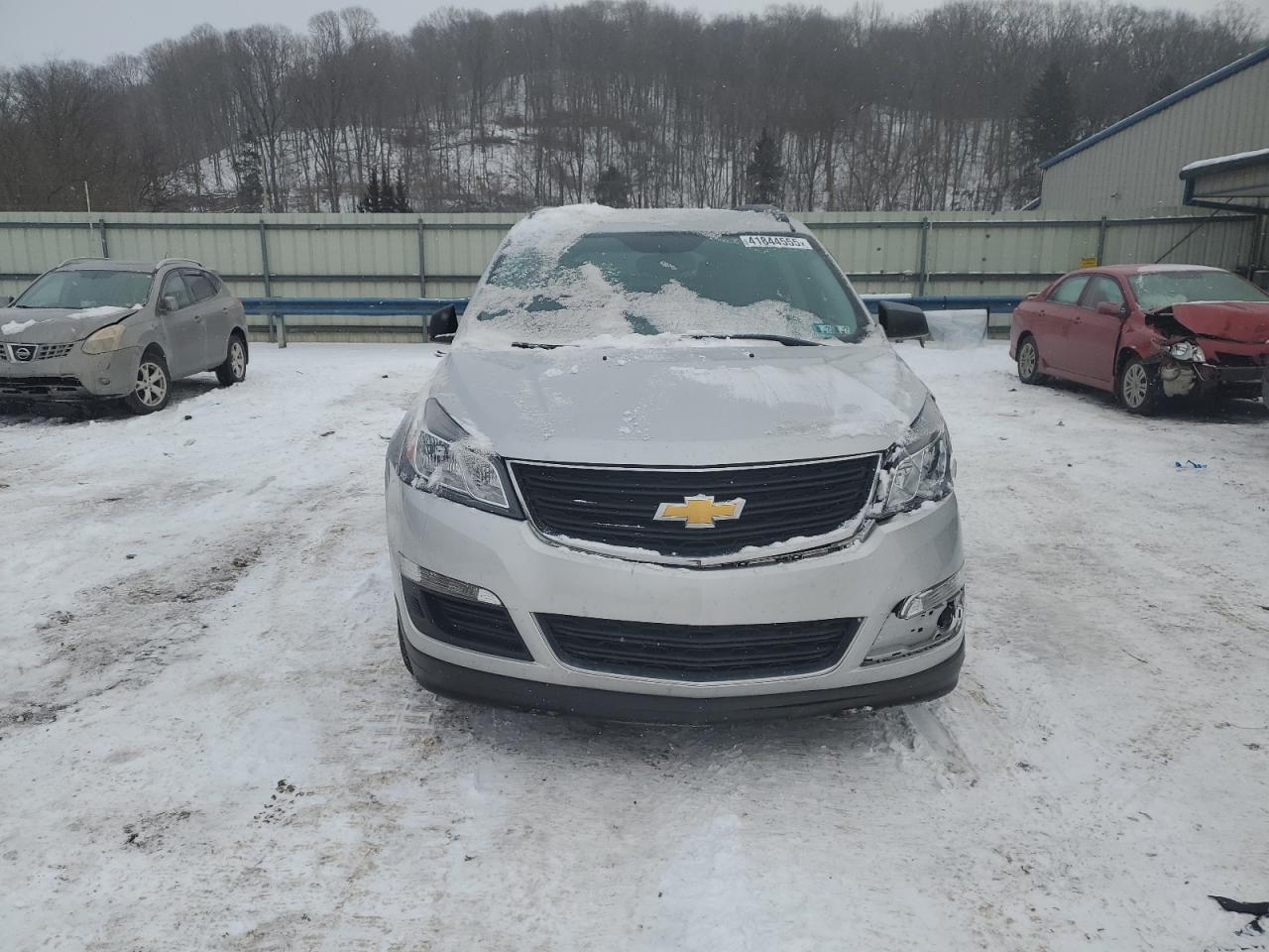 2017 Chevrolet Traverse - Image 5