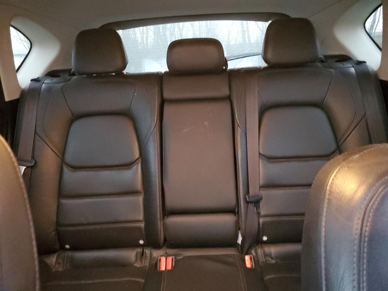 2017 Mazda CX-5 - Image 10