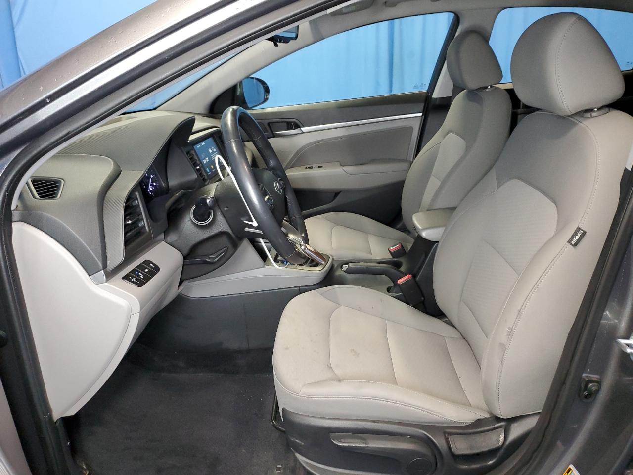 2020 Hyundai Elantra - Image 7