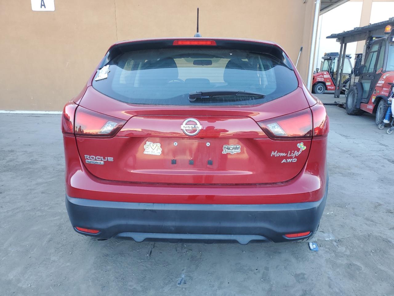 2018 Nissan Rogue - Image 6