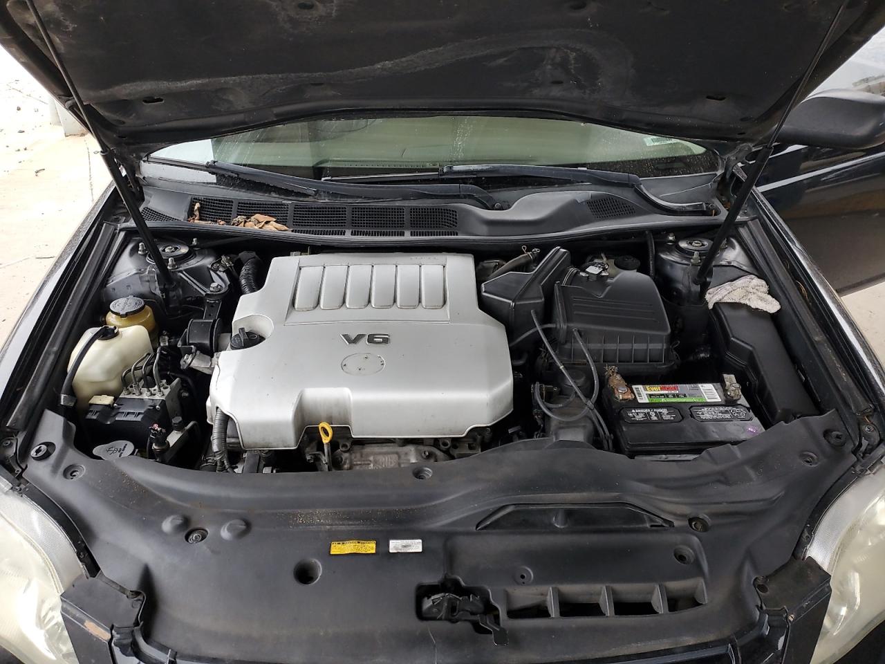 2005 Toyota Avalon - Image 11