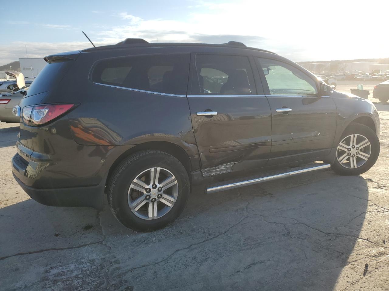 2015 Chevrolet Traverse - Image 3