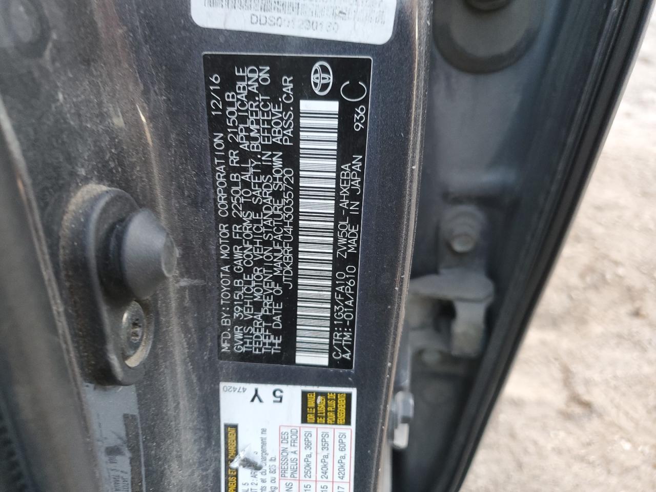 2017 Toyota Prius - Image 13