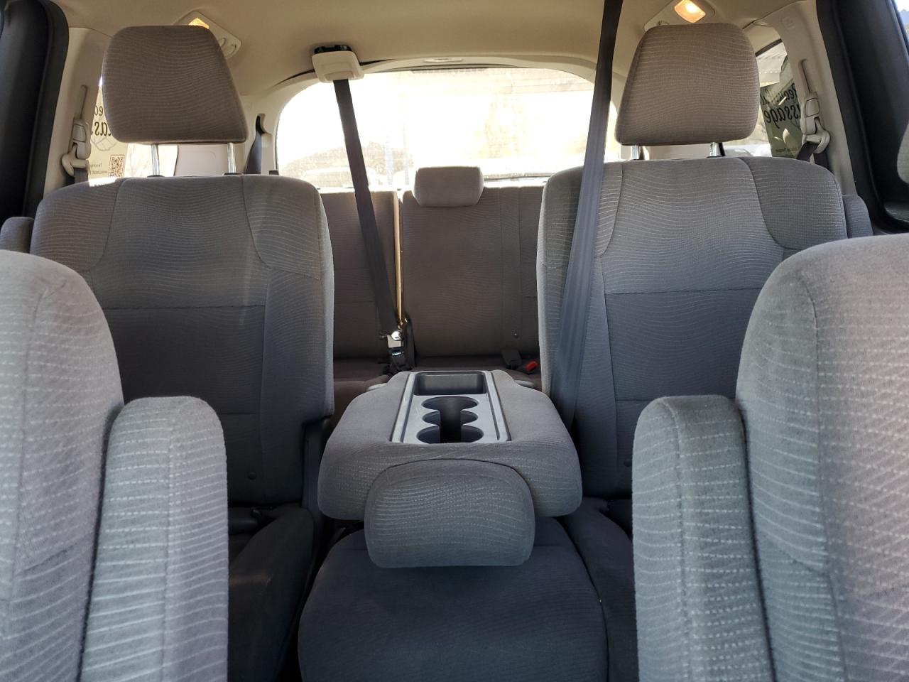 2012 Honda Odyssey - Image 10