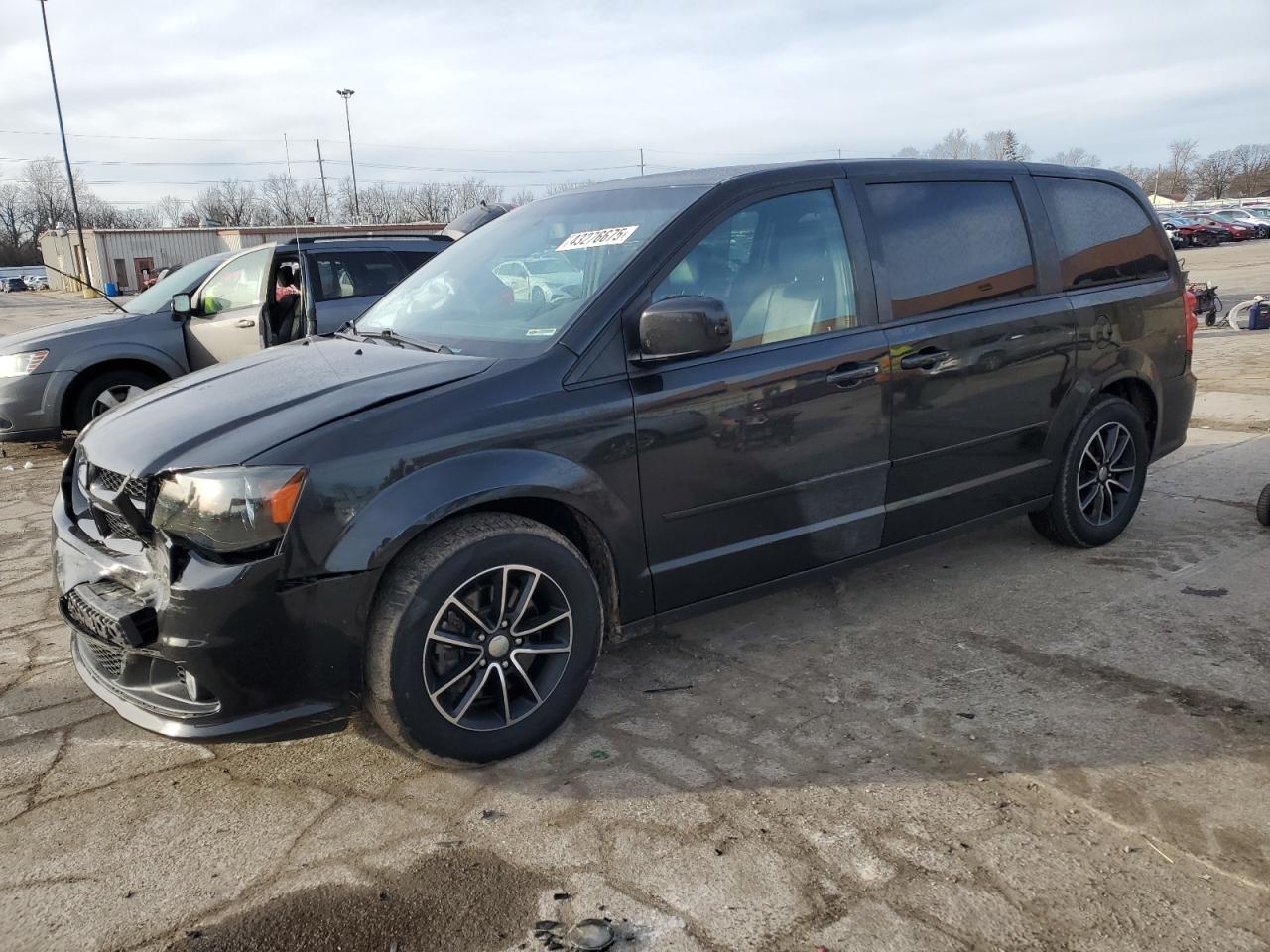 2017 Dodge Caravan - Image 1