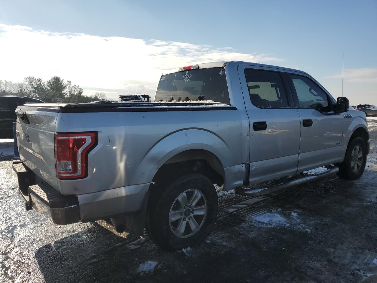 VIN 1FTEW1EPXFKD64164 2015 FORD F-150 no.3