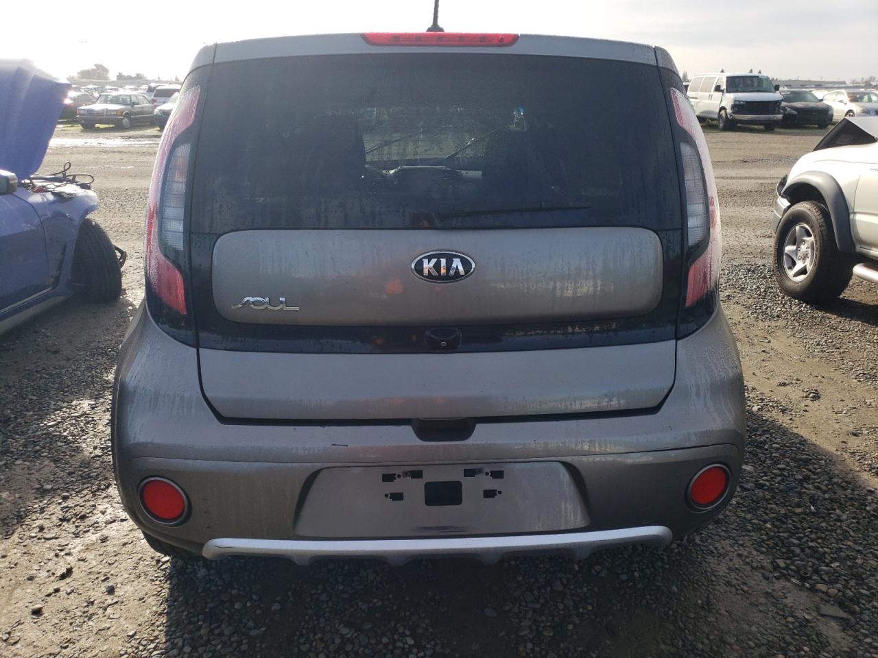2018 Kia Soul + VIN: KNDJP3A55J7531585 Lot: 41511665