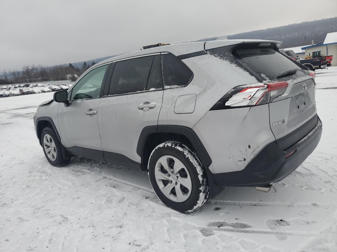 2022 Toyota RAV 4 - Image 2
