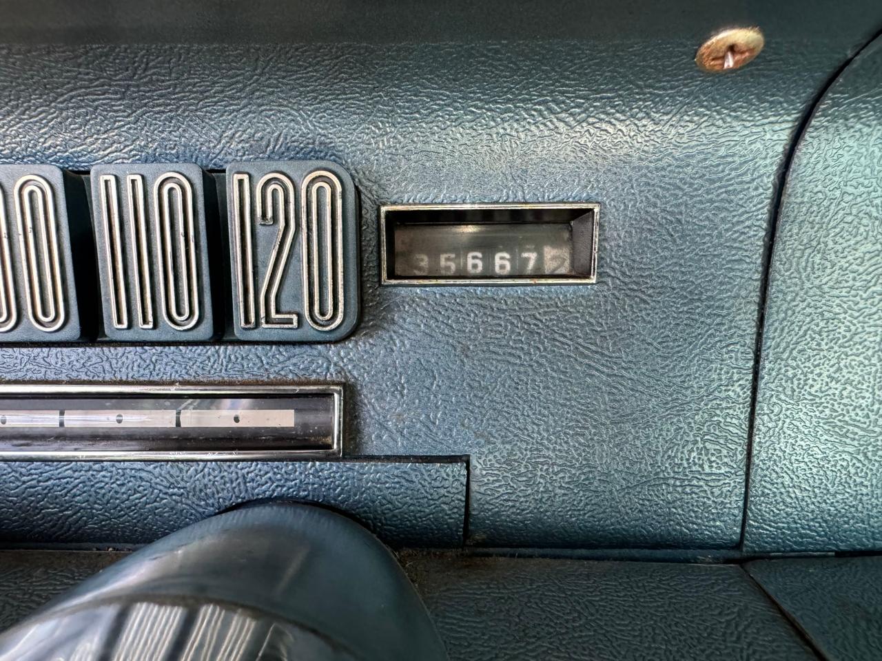 1965 Ford T-Bird VIN: 5Y87Z139777 Lot: 88543625