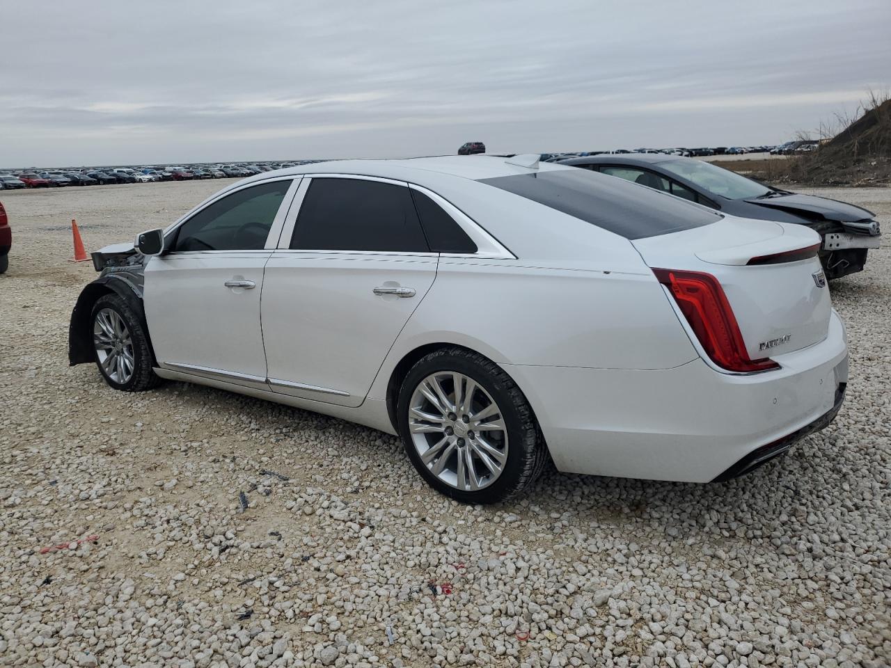 2019 Cadillac XTS - Image 2