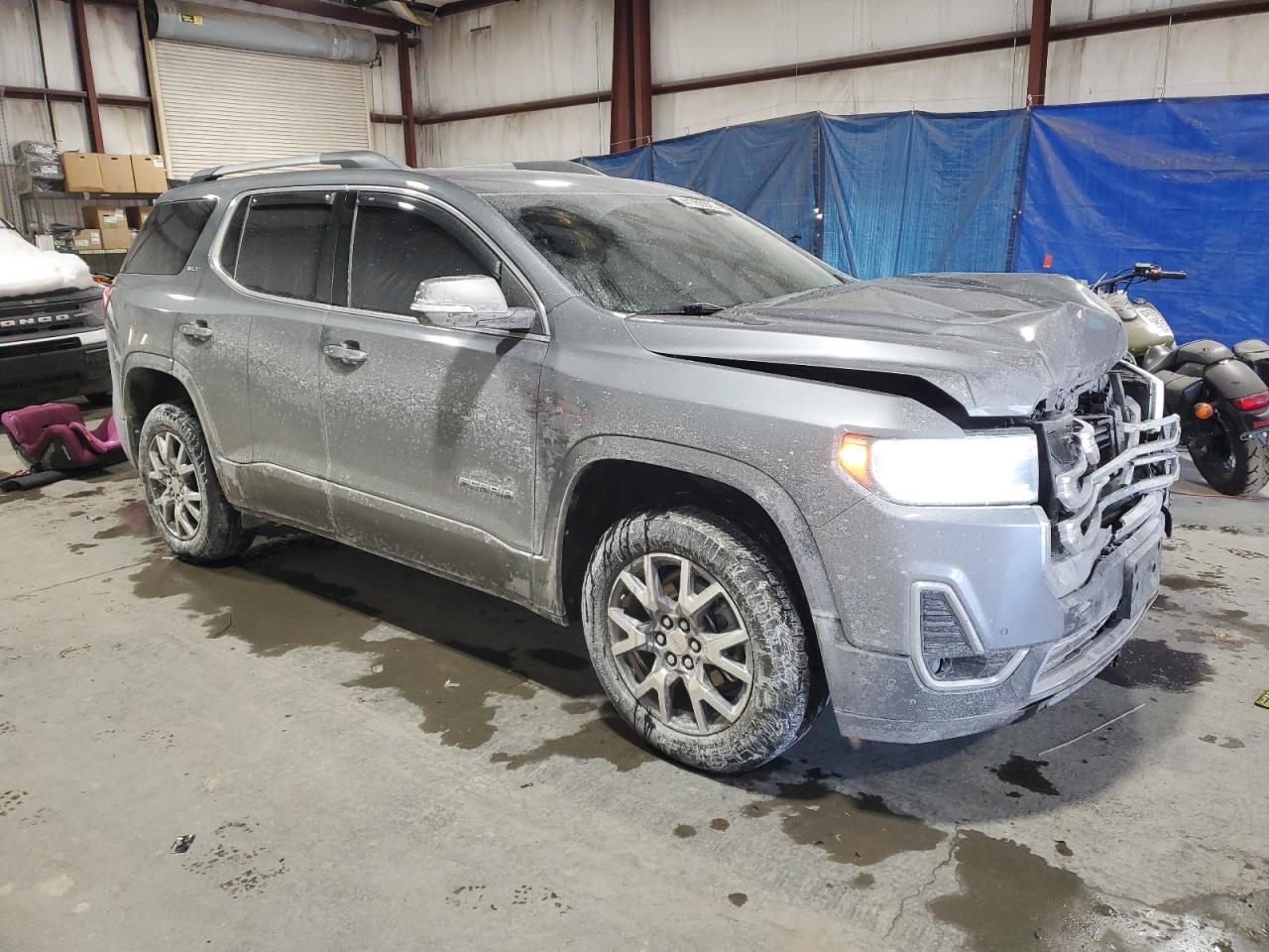 2021 GMC Acadia - Image 4