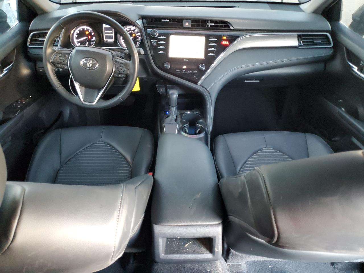 2020 Toyota Camry - Image 8