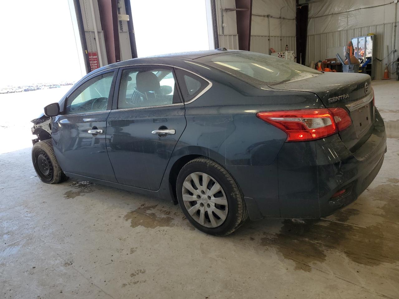 2017 Nissan Sentra - Image 2
