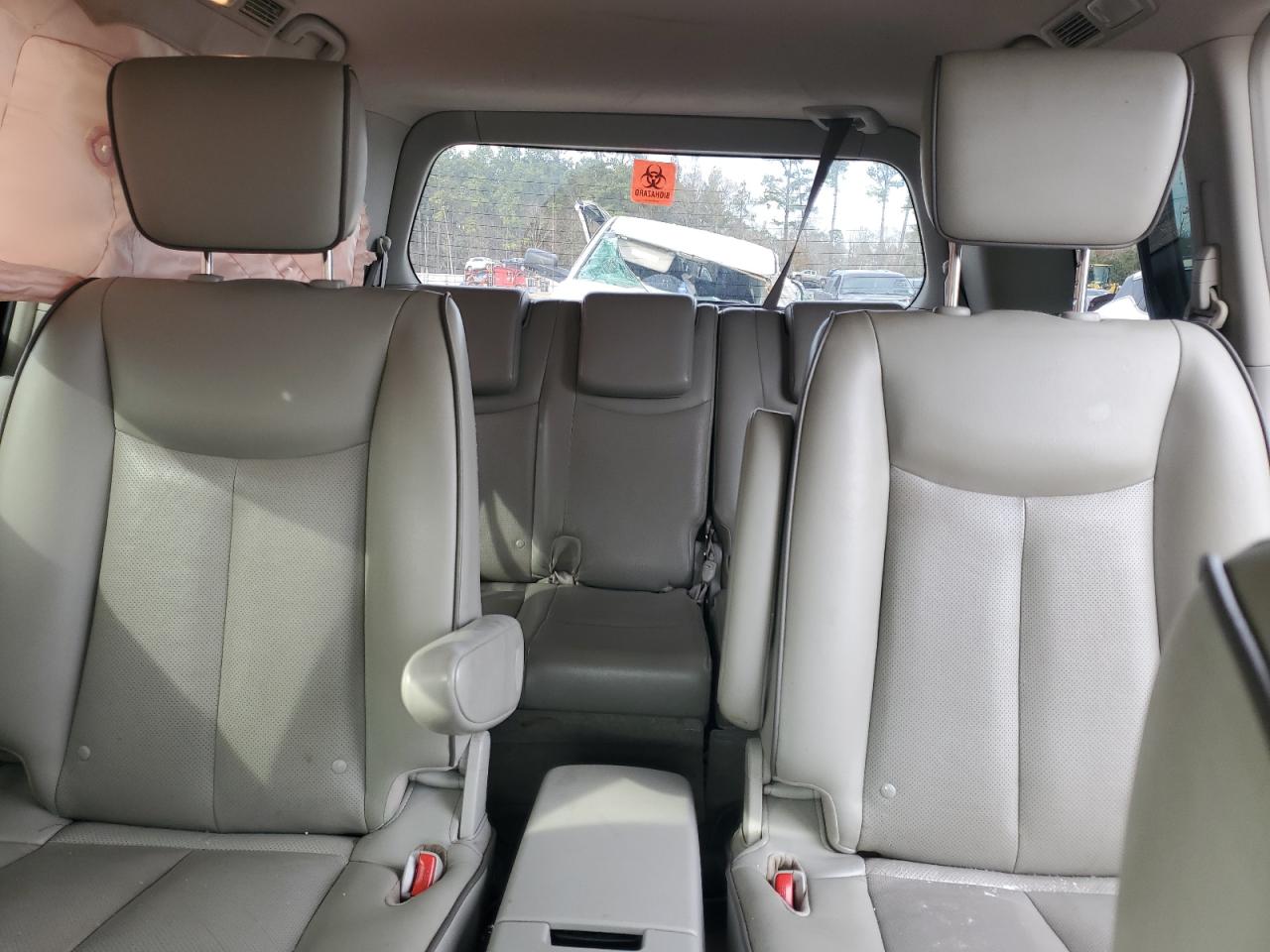 2015 Nissan Quest - Image 10