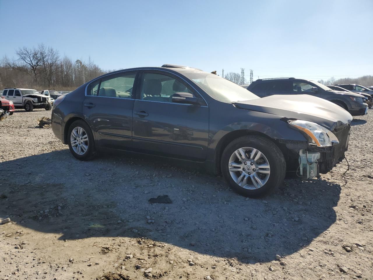 2010 Nissan Altima - Image 4