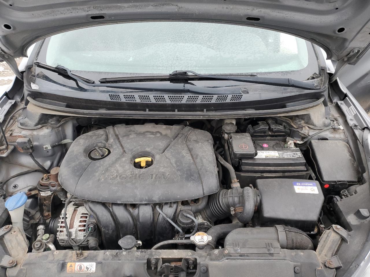 2014 Hyundai Elantra - Image 11