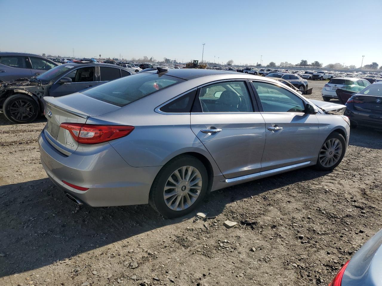 2015 Hyundai Sonata - Image 3