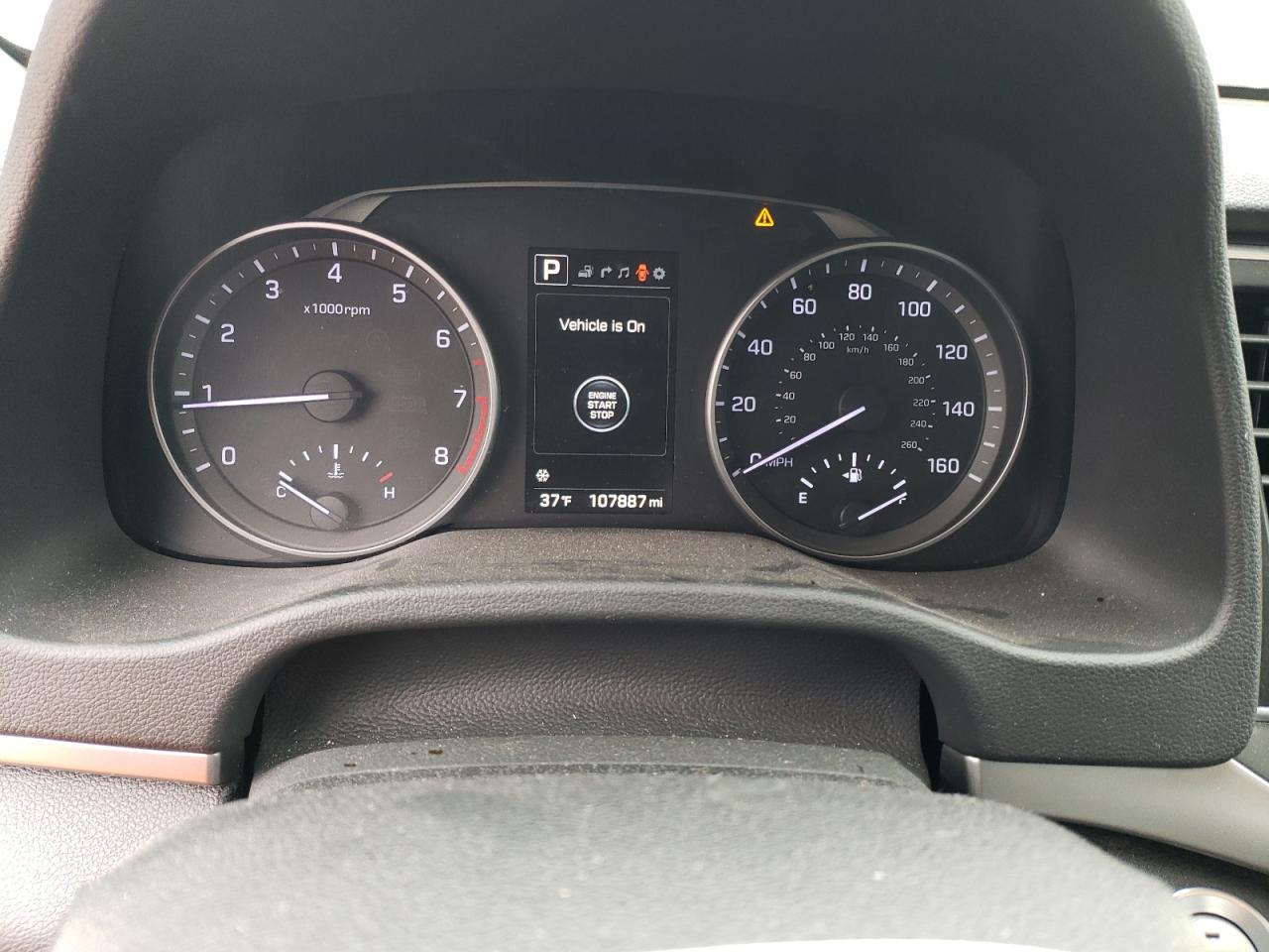 2017 Hyundai Elantra - Image 9