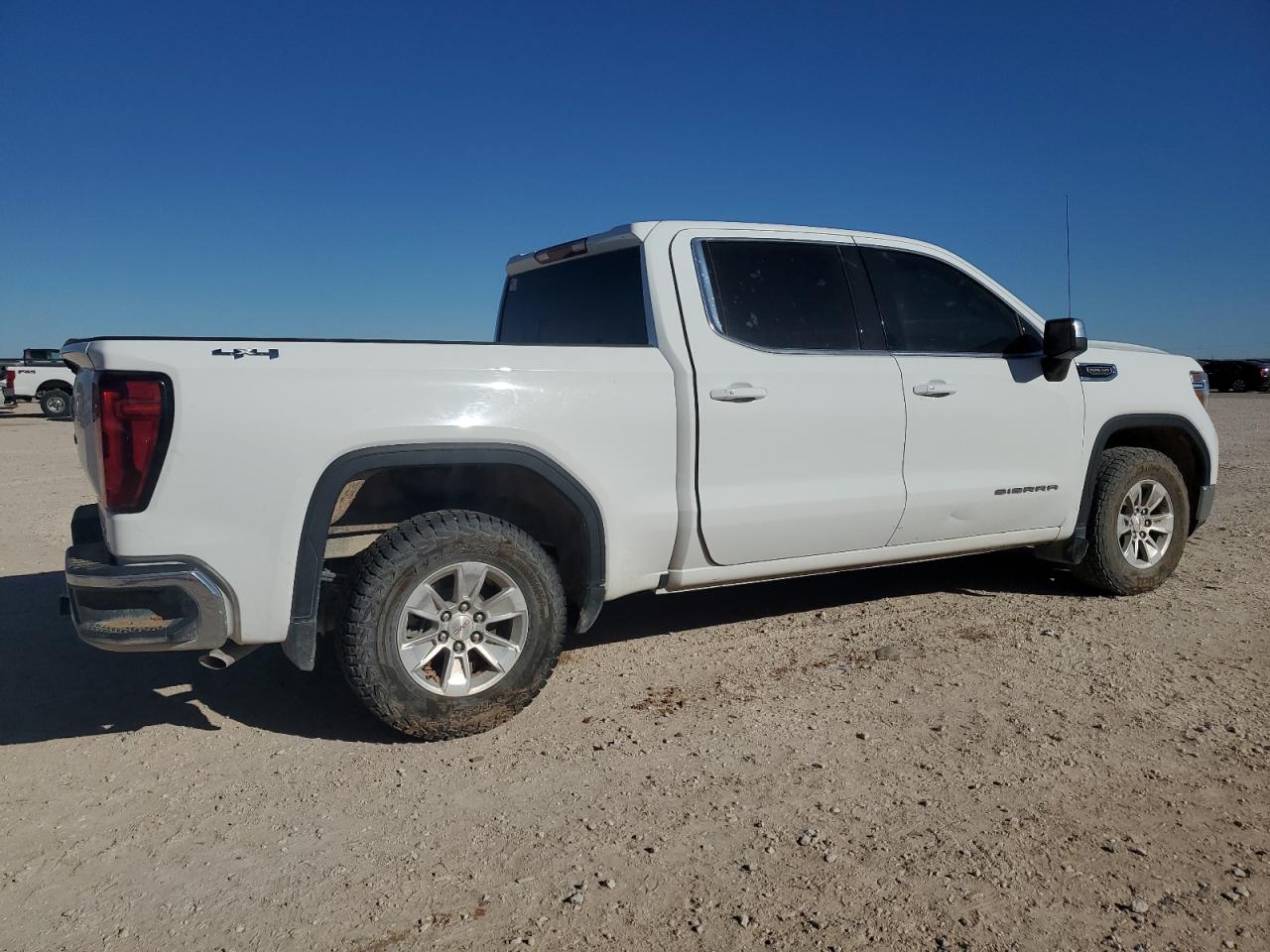 2021 GMC Sierra - Image 3