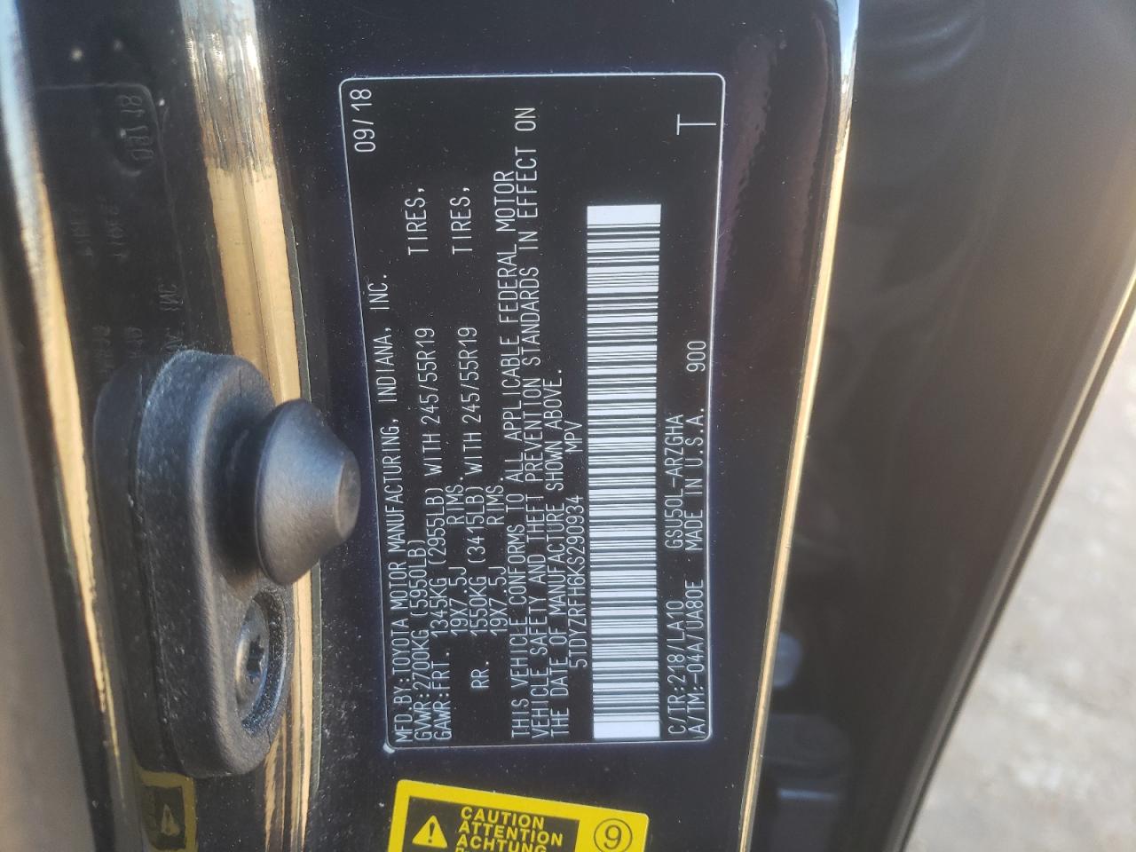 2019 Toyota Highlander - Image 14