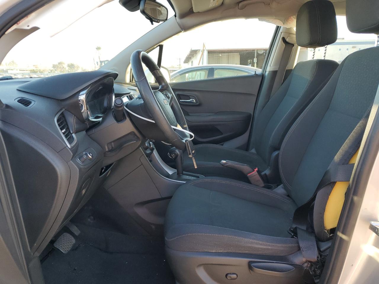 3GNCJKSB0HL219843 CHEVROLET TRAX 2017