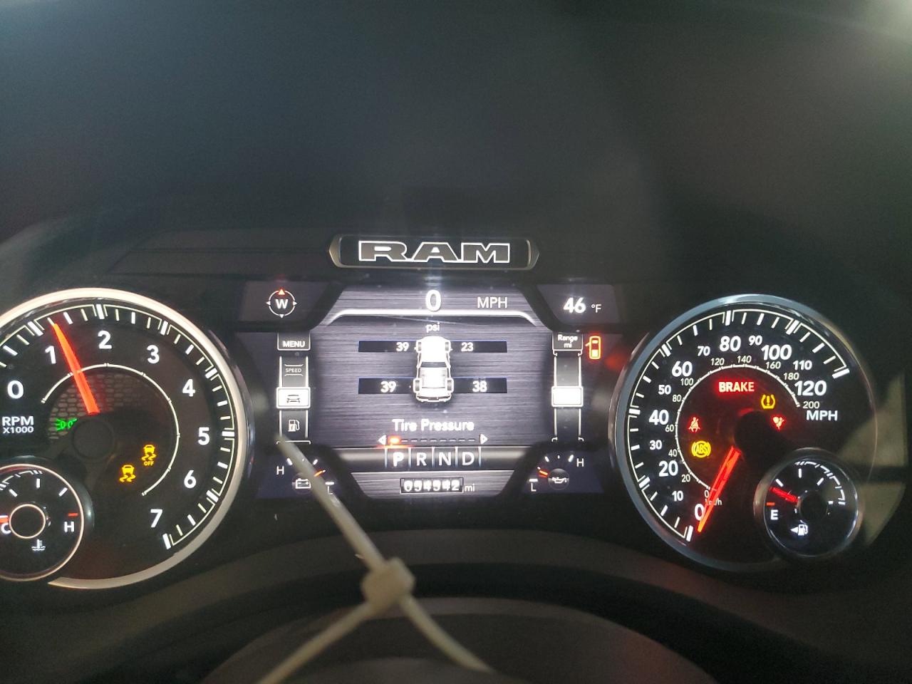 2022 RAM 1500 - Image 9
