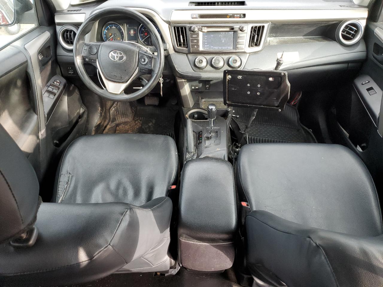2018 Toyota RAV 4 - Image 8