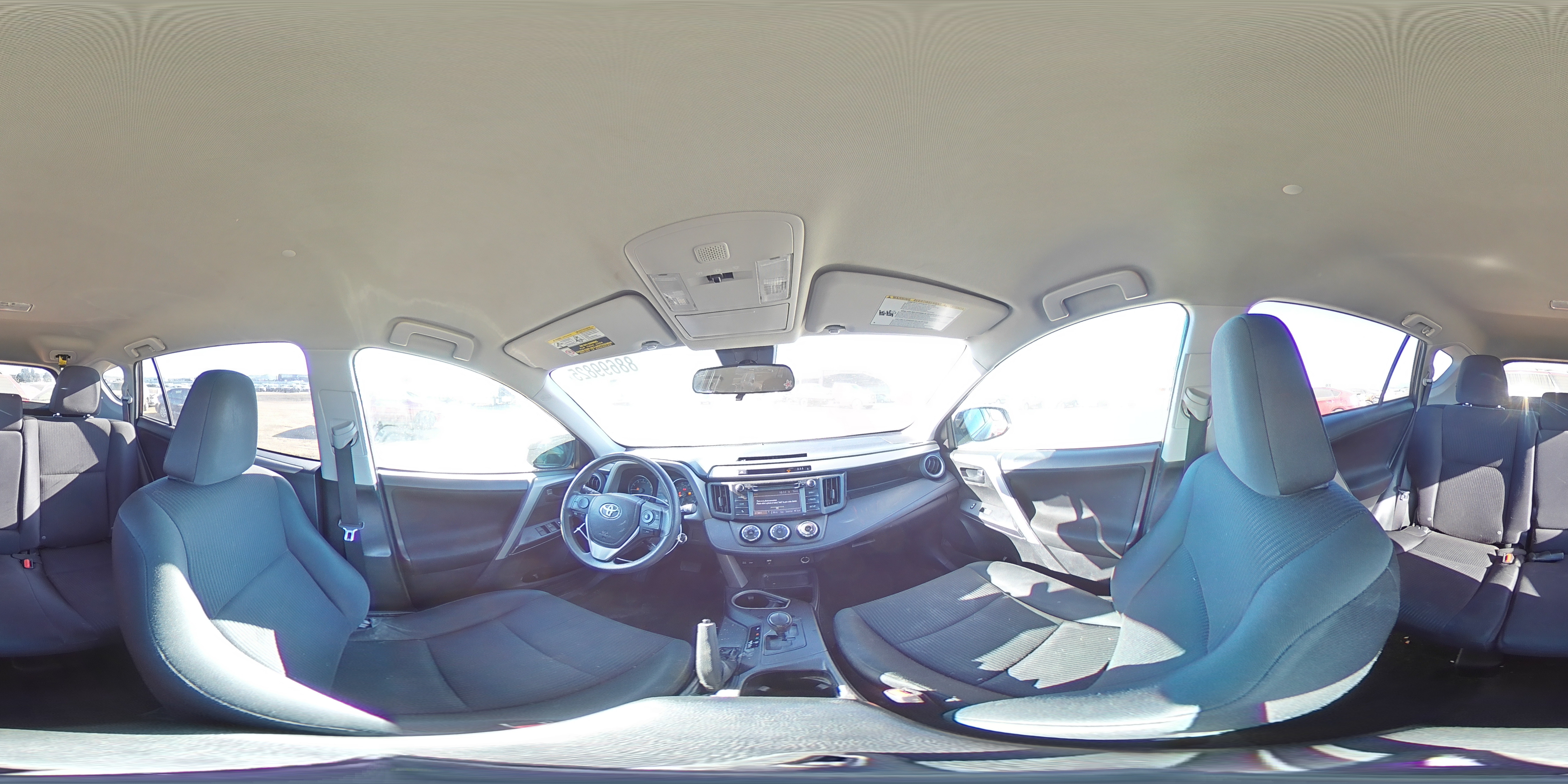 2018 Toyota RAV 4 - Image 14