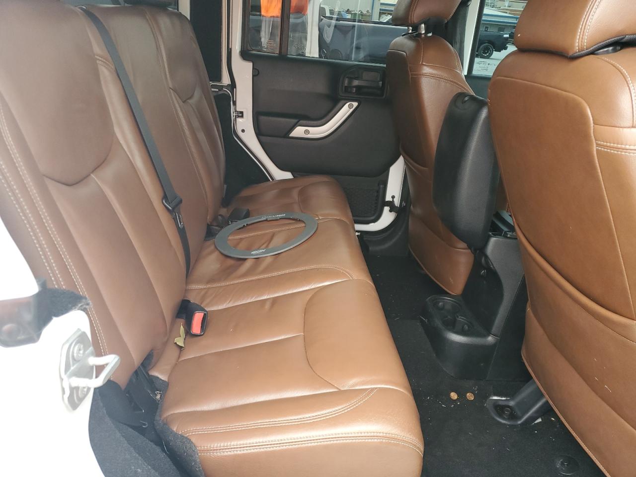 2018 Jeep Wrangler - Image 10