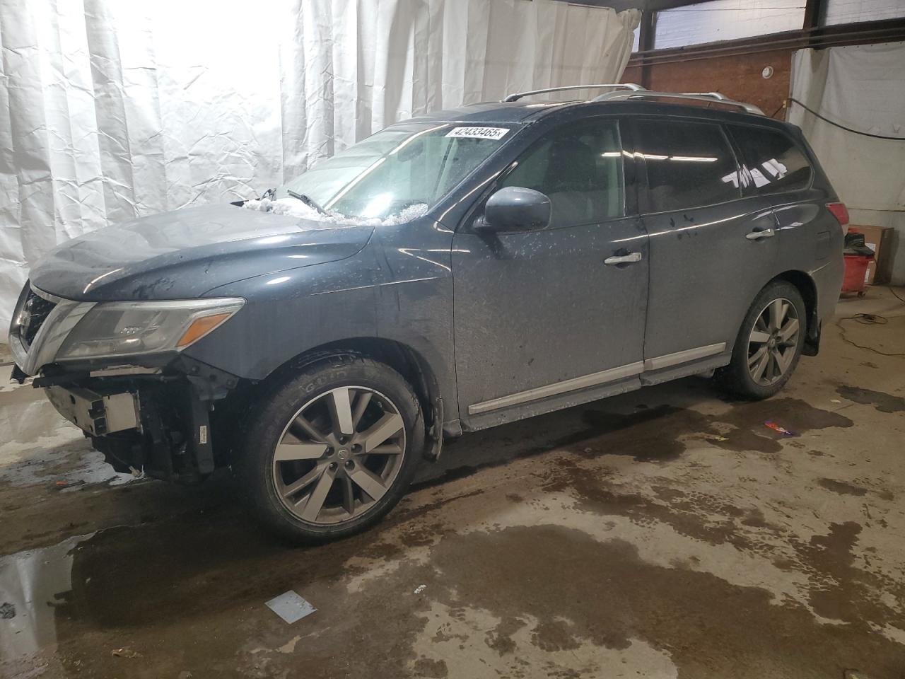 2015 Nissan Pathfinder - Image 1