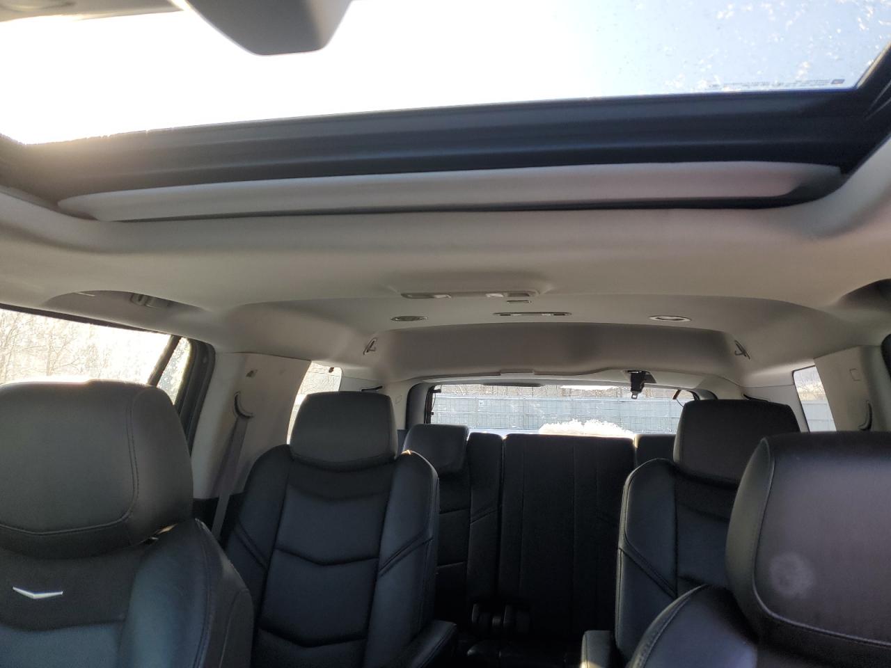 2017 Cadillac Escalade Luxury VIN: 1GYS4BKJ2HR153933 Lot: 42621915