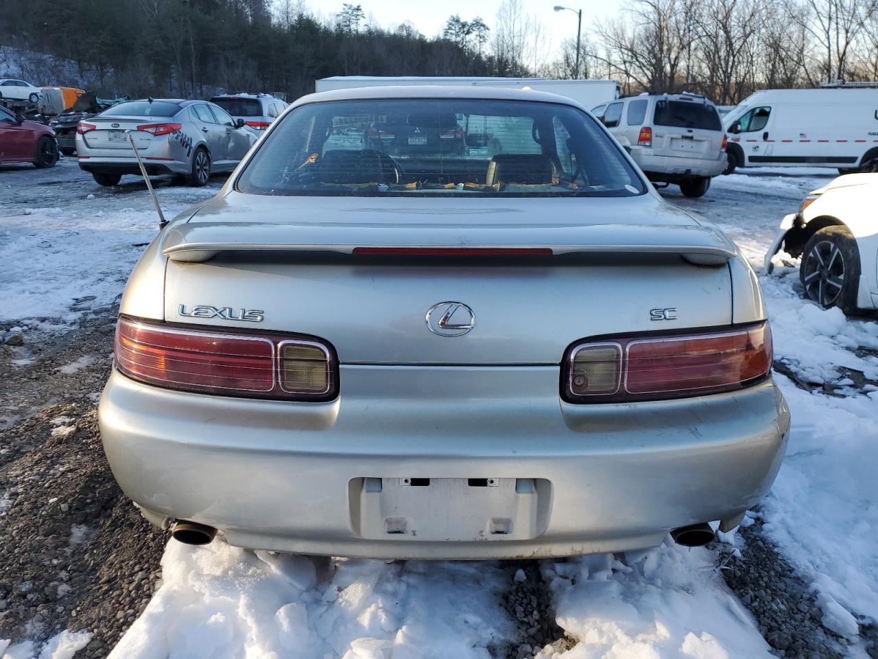 2000 Lexus SC - Image 6