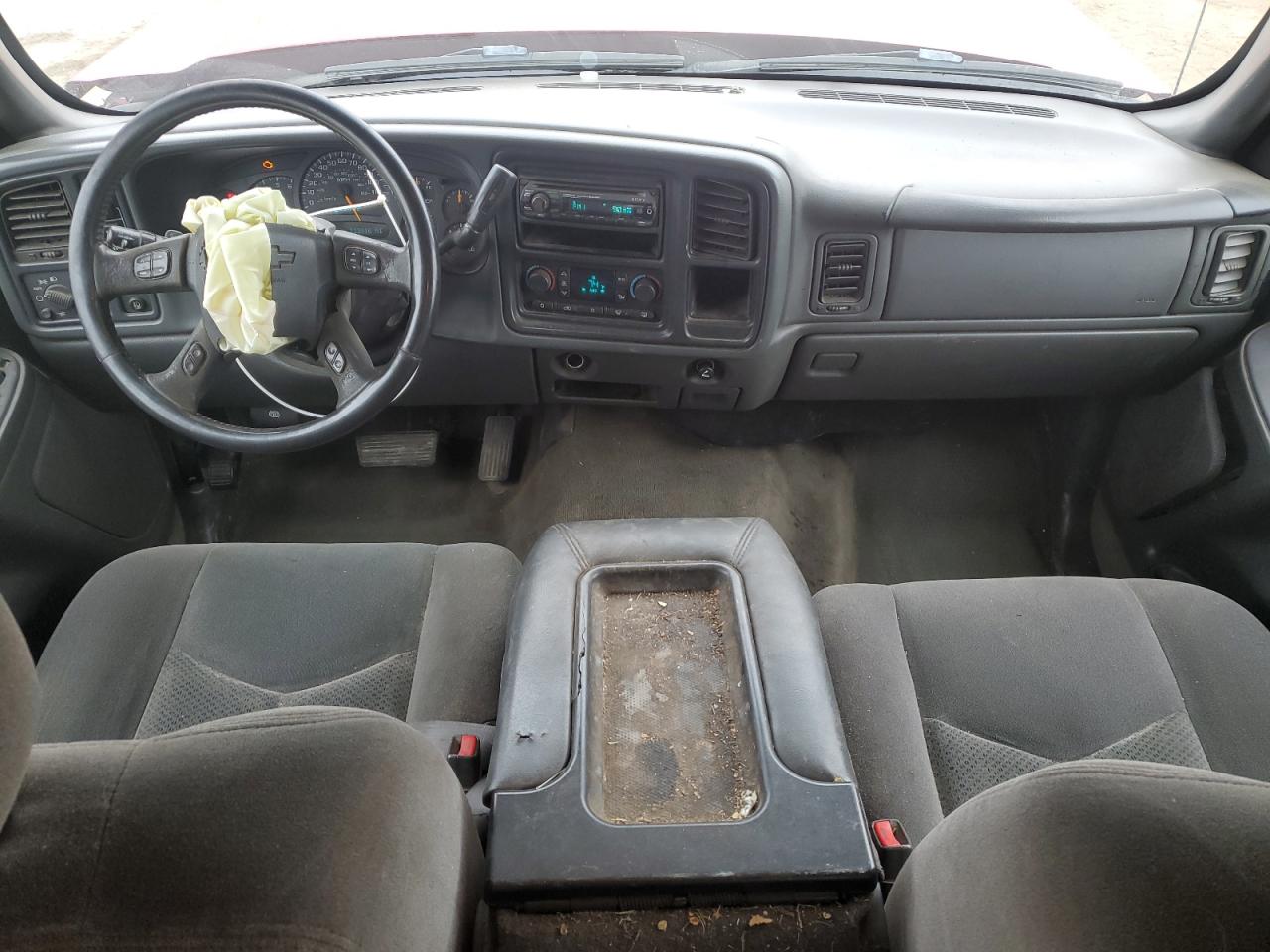 2005 Chevrolet Silverado - Image 8