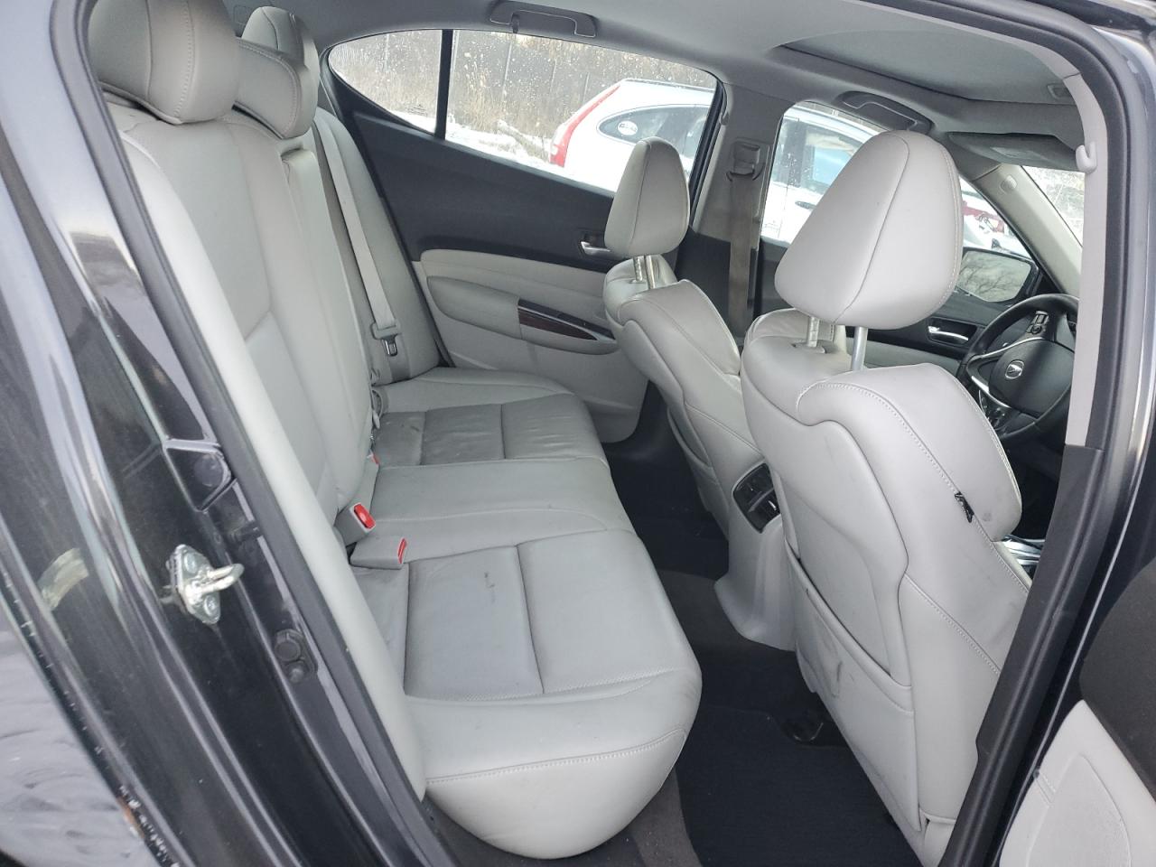 2015 Acura TLX - Image 10