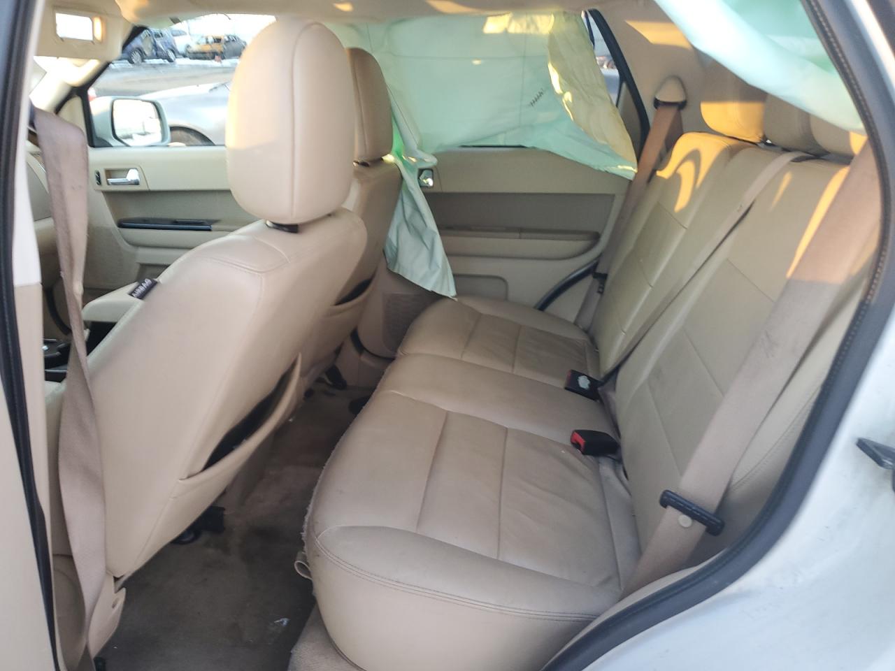 2011 Ford Escape - Image 12