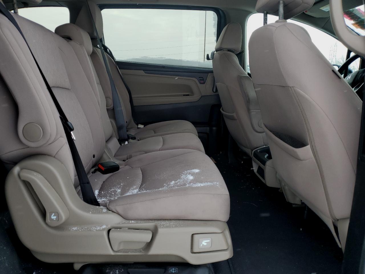 2018 Honda Odyssey - Image 11