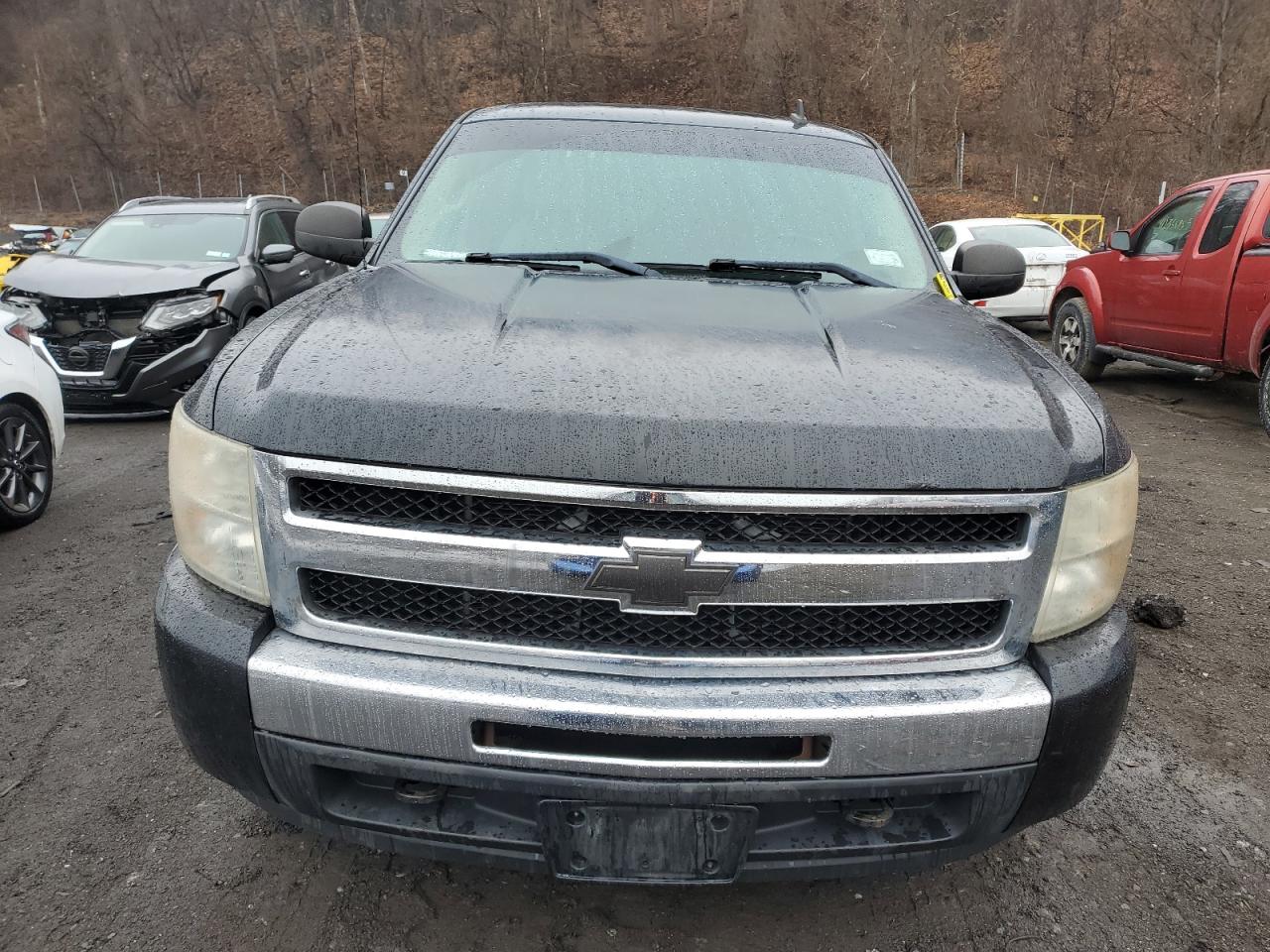 2009 Chevrolet Silverado - Image 4