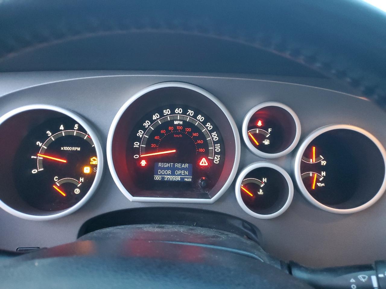 2011 Toyota Tundra - Image 9