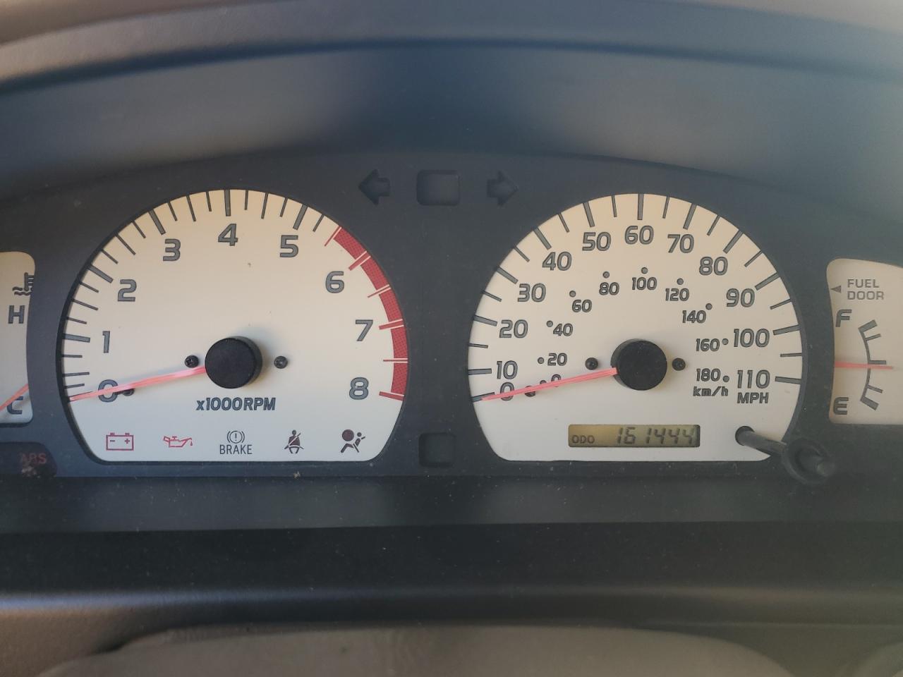 2004 Toyota Tacoma - Image 9