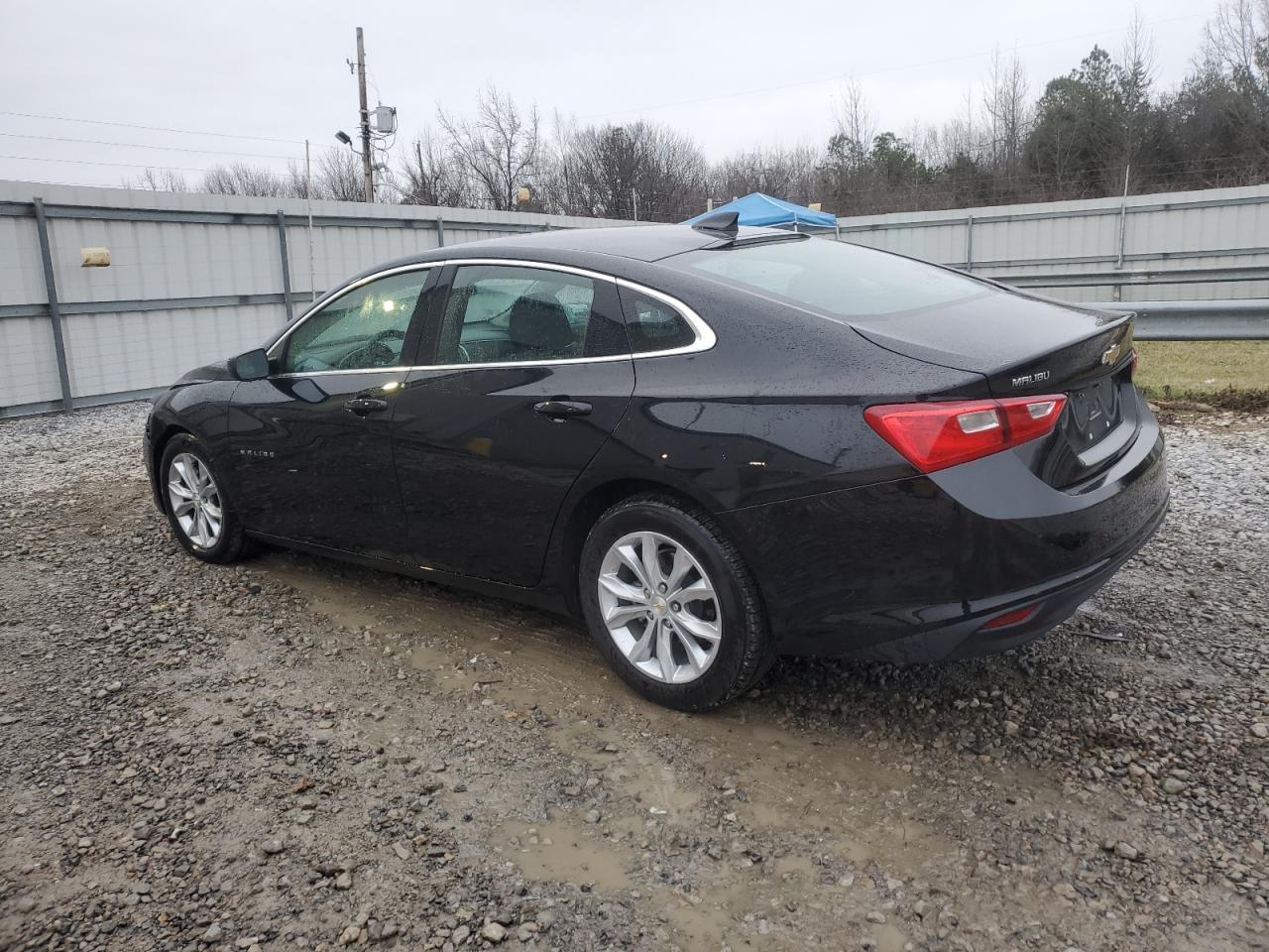 2023 Chevrolet Malibu - Image 2