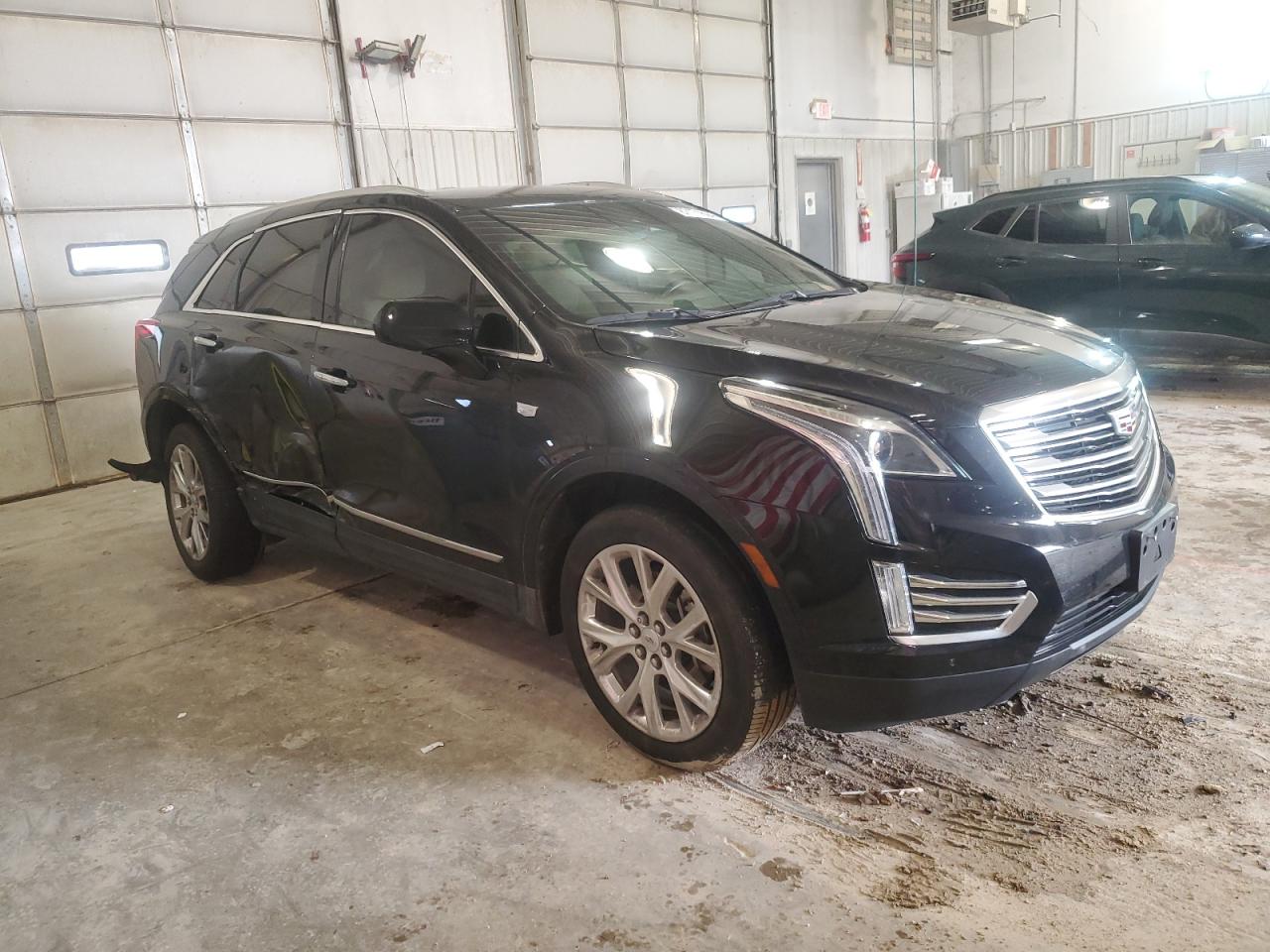 2019 Cadillac XT5 - Image 4