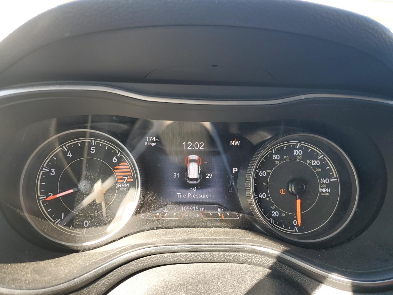 2019 Jeep Grand Cherokee - Image 9