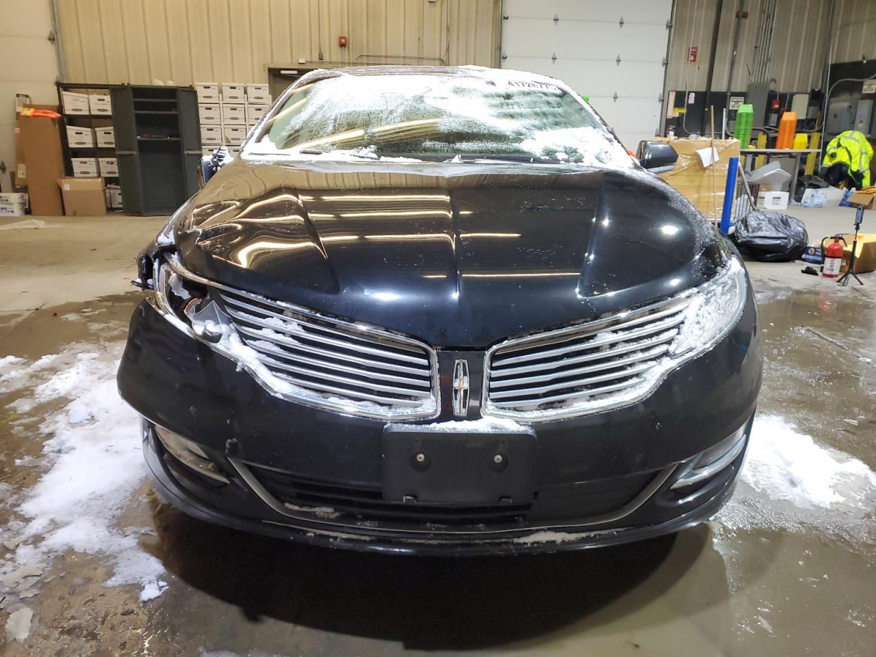 2016 Lincoln MKZ - Image 5