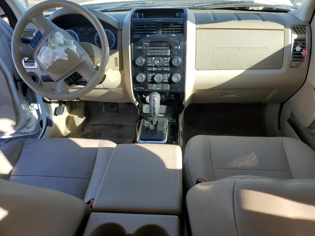 2011 Ford Escape - Image 8