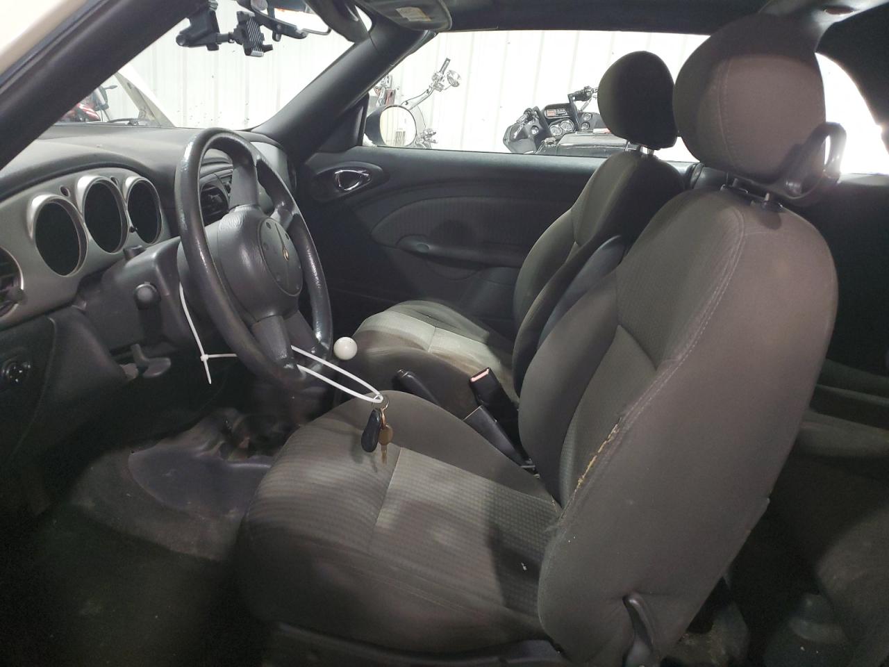 2005 Chrysler PT Cruiser - Image 7