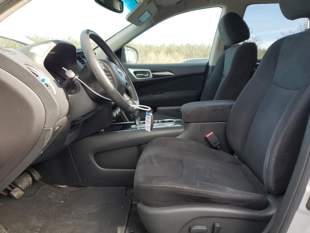 2015 Nissan Pathfinder - Image 7