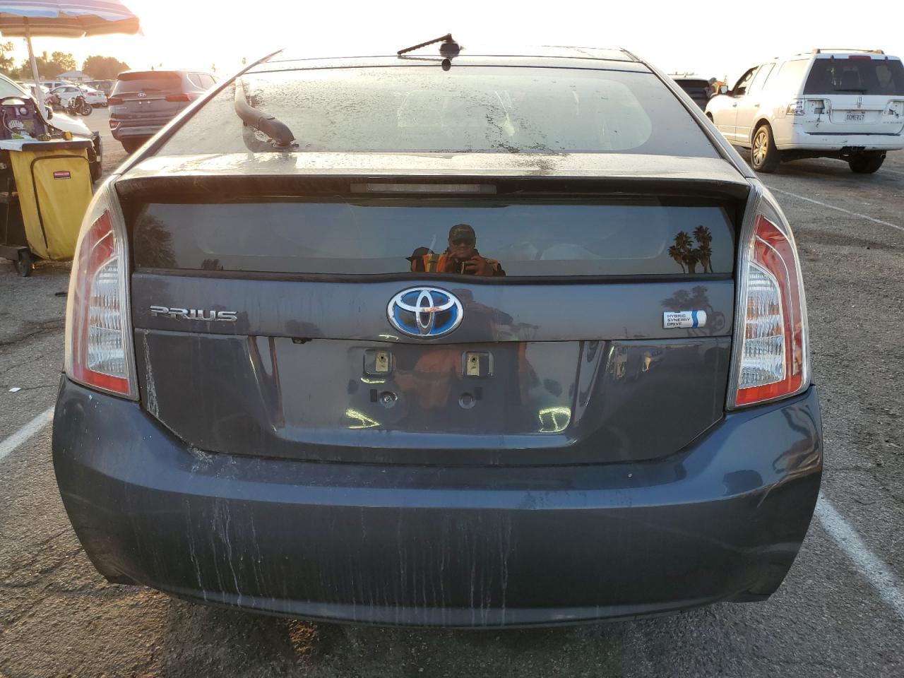 2012 Toyota Prius - Image 6
