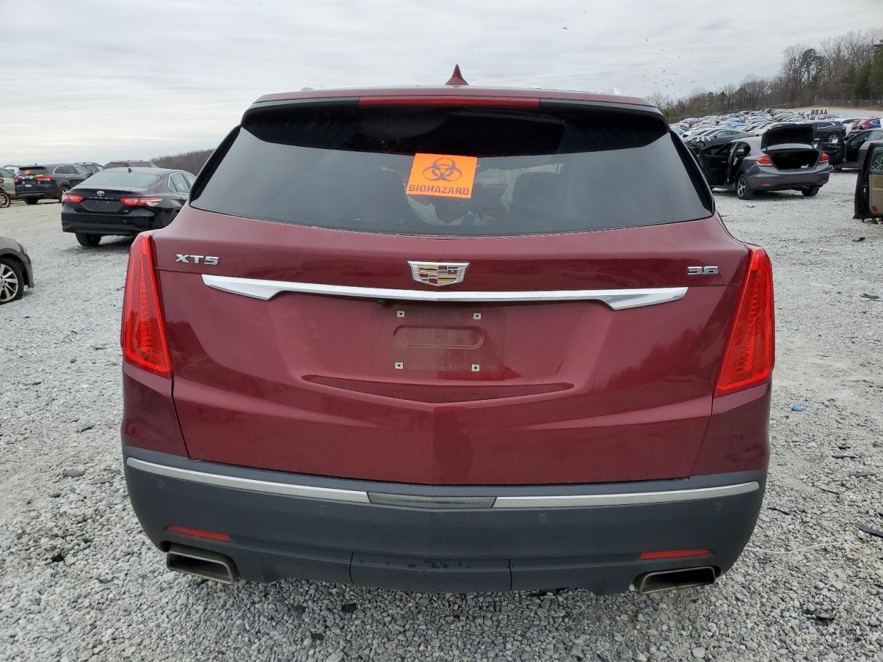 2018 Cadillac XT5 - Image 6
